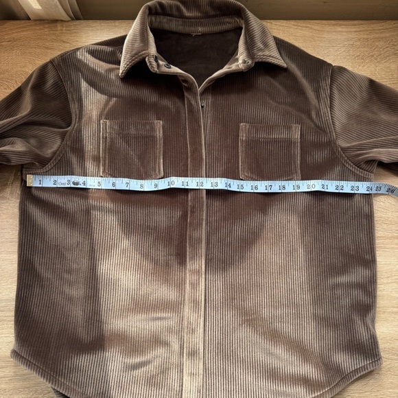 Alo Yoga Ribbed Velour Mountain Side Jacket Machiatto Brown - Picture 9 of 15